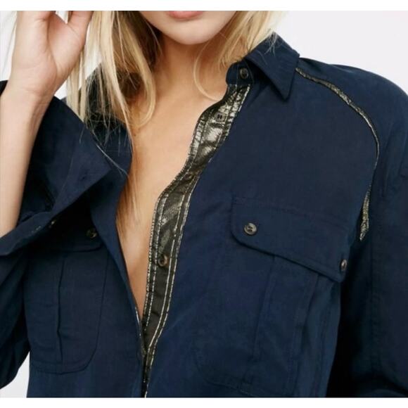 Free People Women Off Campus Metallic Detail Navy Button Up Shirt Size L… - Picture 3 of 11